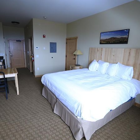 Burke Mountain Hotel And Conference Center Экстерьер фото